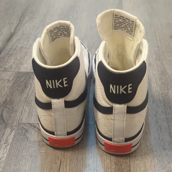 Nike Canvas High-Tops in White and Black - Picture 2 of 8